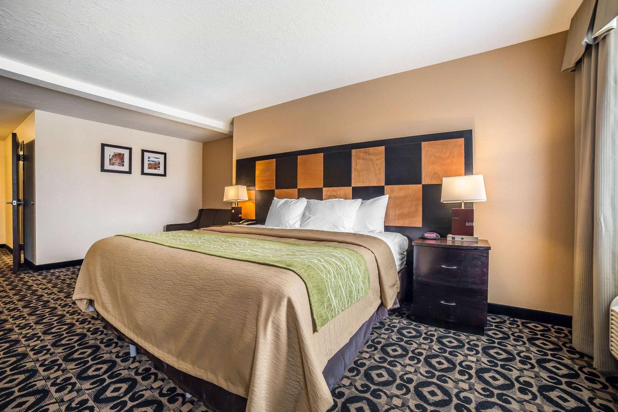 Comfort Inn Ballard-Roosevelt Extérieur photo
